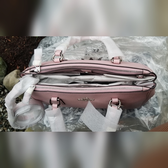 Coach large Surrey Carryall in carnation pink. - Picture 6 of 8